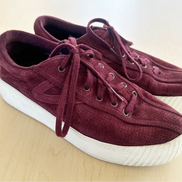 Tretorn Nylite Bold Wine Sneakers - Picture 5 of 8